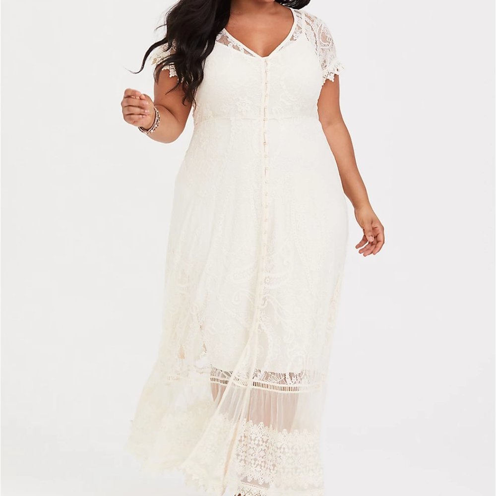 torrid Ivory Lace Maxi Dress